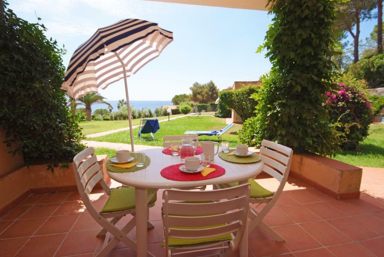 Casa Del Golfo Aparthotel Лакона Екстериор снимка