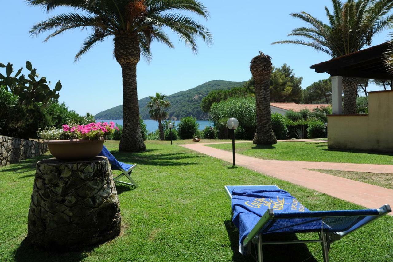 Casa Del Golfo Aparthotel Лакона Екстериор снимка