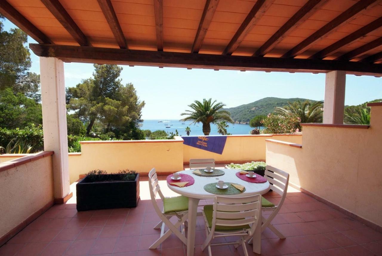 Casa Del Golfo Aparthotel Лакона Екстериор снимка
